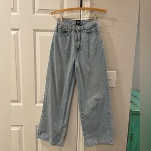 BDG High and Wide Jeans